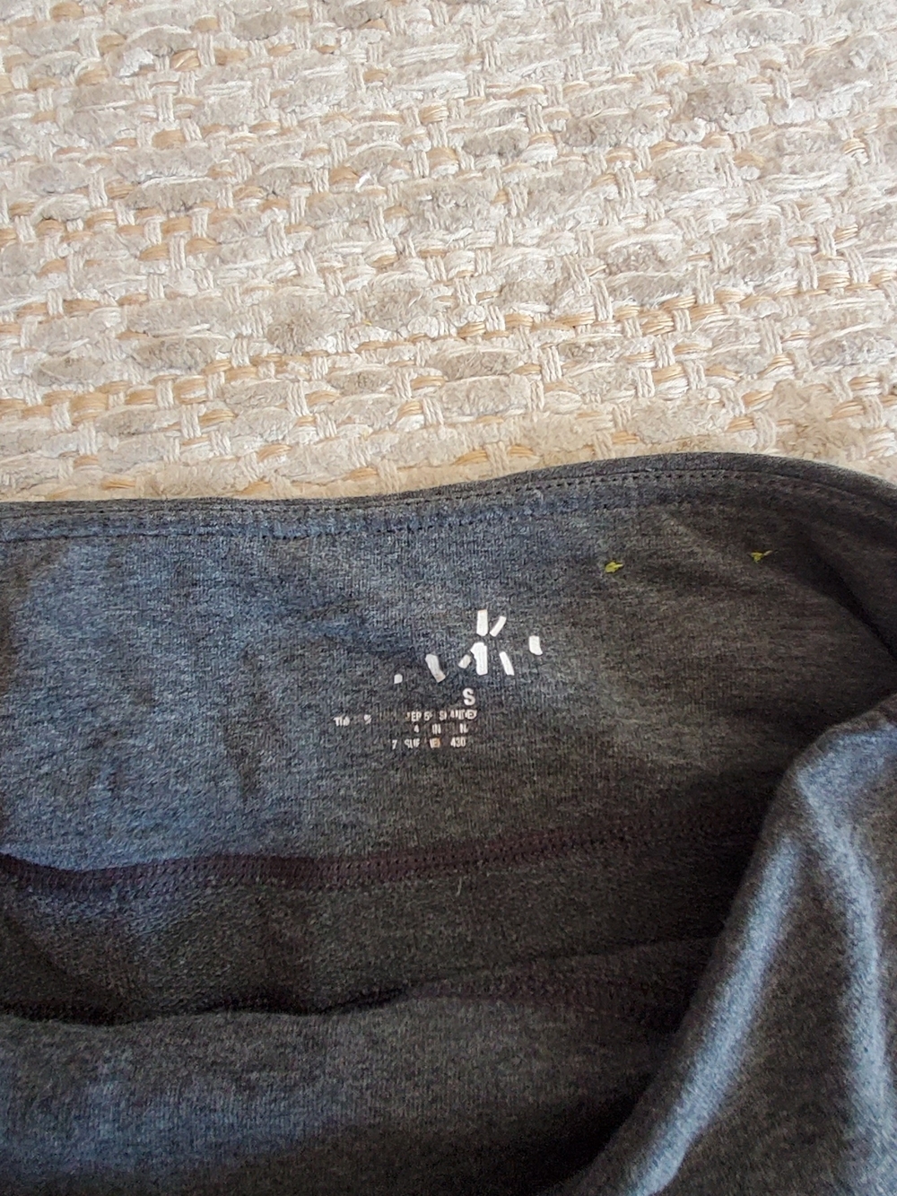Old Navy Black Womens Sweatpants with Drawstring Waist - Picture 2 of 5